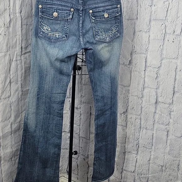 Rock & Republic Blue Boot Cut Jeans for Effortless Style - Picture 8 of 9